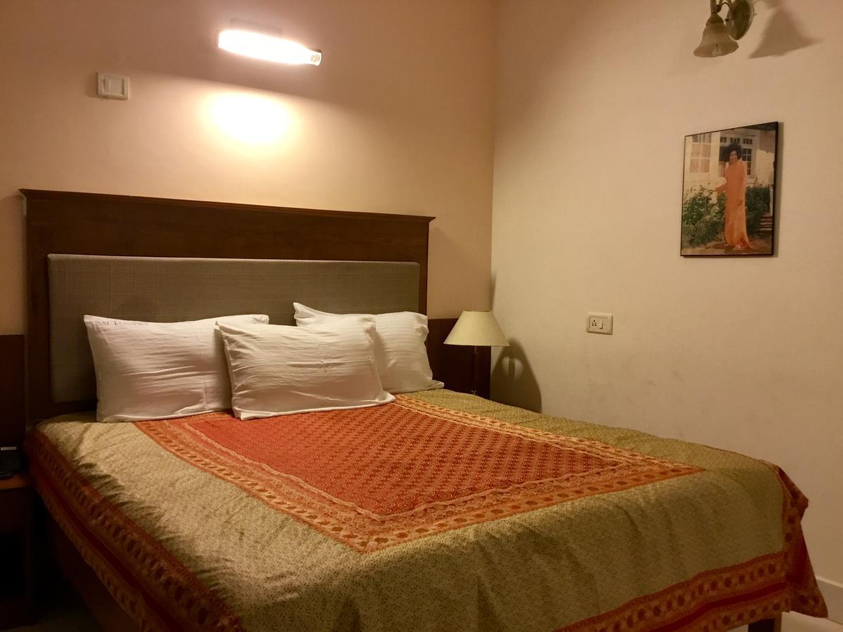 Sai Towers Hotel Puttaparthi Eksteriør billede