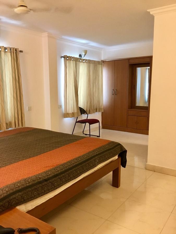 Sai Towers Hotel Puttaparthi Eksteriør billede